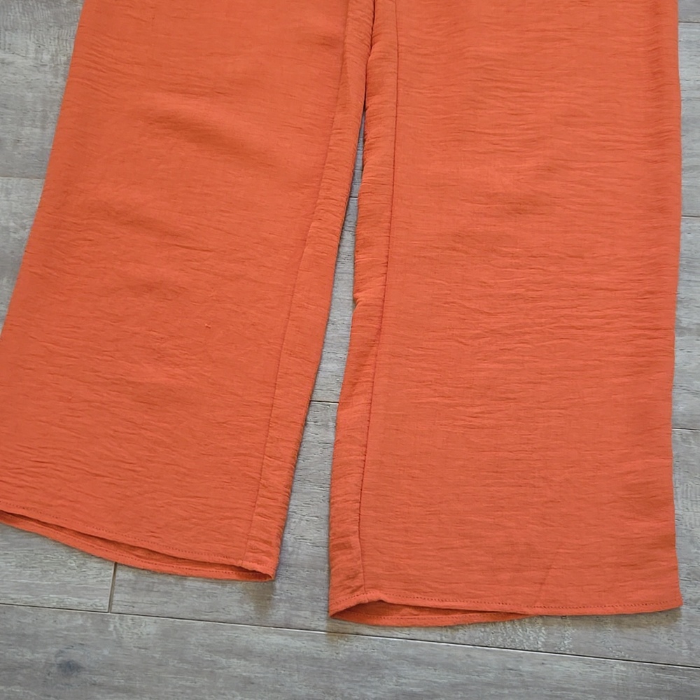 Paper Crane 2 Piece Pant Set/ Top - Picture 5 of 7